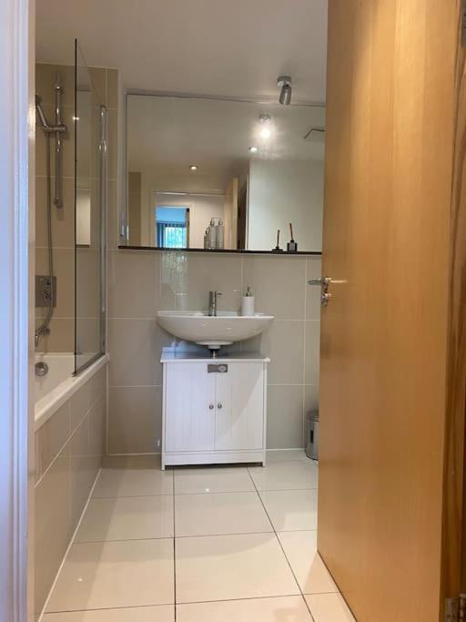 Modern Apartment, Fistral Beach New Quay Esterno foto