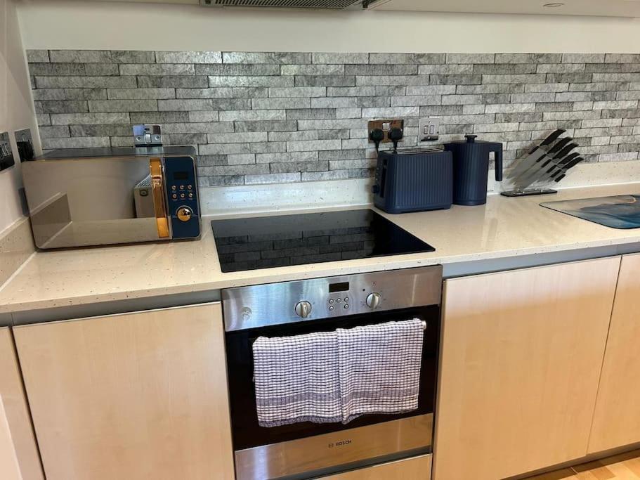 Modern Apartment, Fistral Beach New Quay Esterno foto